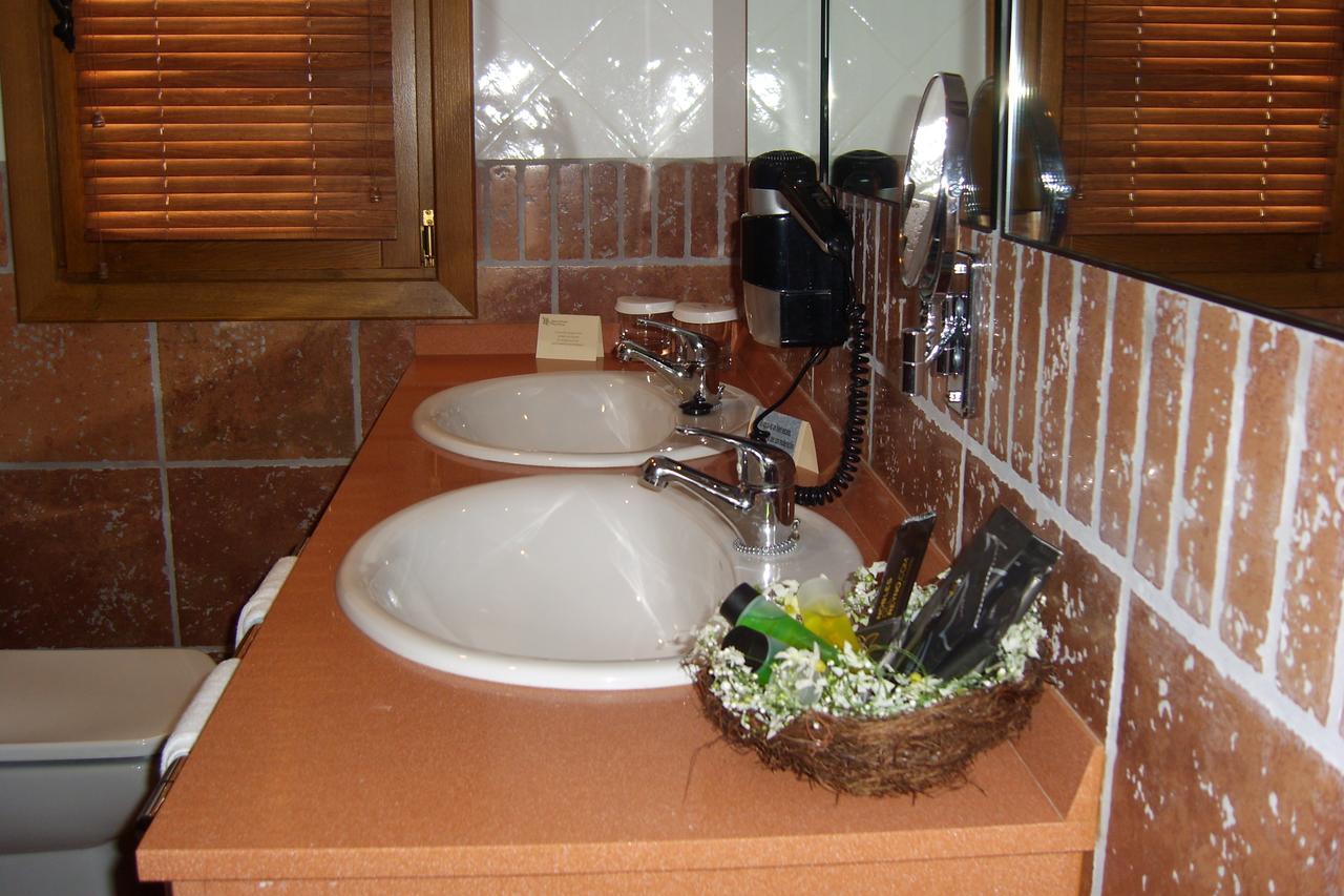 Hotel Palacio Dos Olivos Galdeano Eksteriør bilde